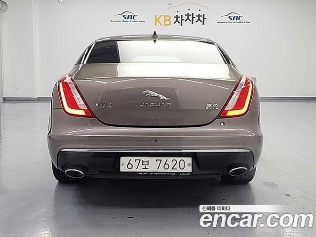 Jaguar XJ 3.0 SC AWD Portfolio LWB X351 2017 — фото 3