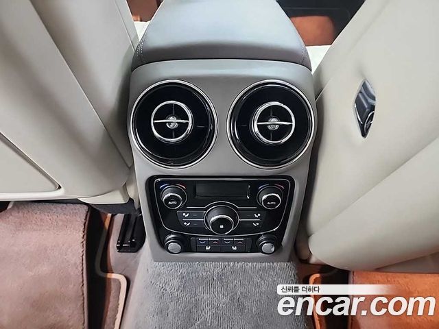 Jaguar XJ 3.0 SC AWD Portfolio LWB X351 2017 — фото 17