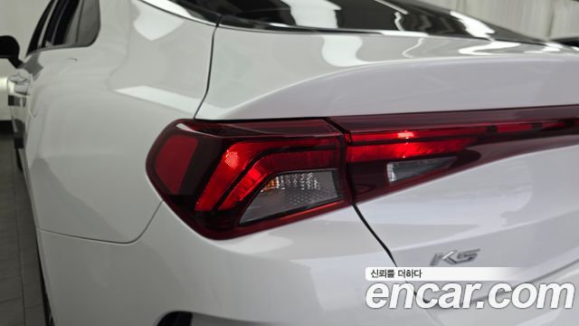 Kia K5 (III) 2.0 LPI Prestige 2021 — фото 29