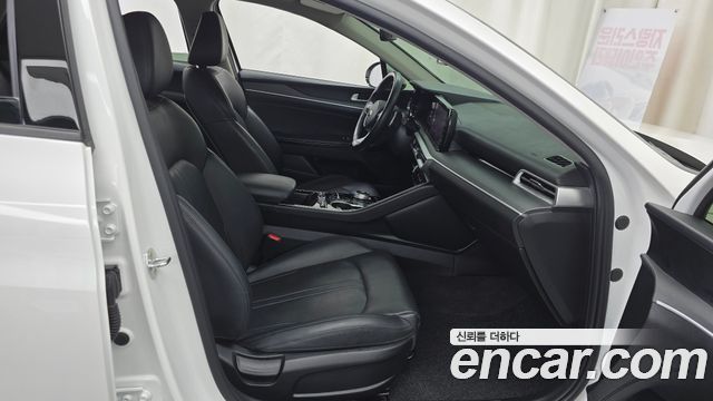 Kia K5 (III) 2.0 LPI Prestige 2021 — фото 32