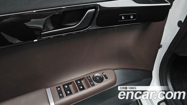 Hyundai Grandeur Hybrid (GN7) Exclusive 2023 — фото 27