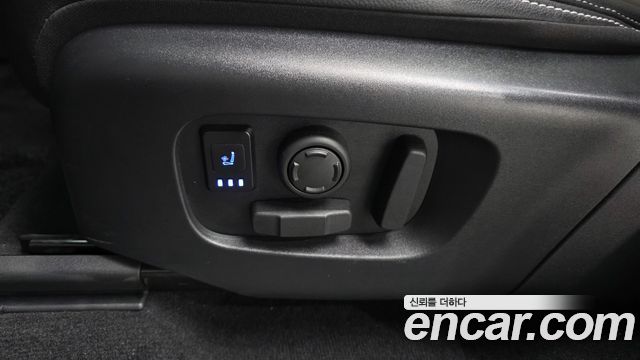 Land Rover Discovery Sport (II) P250 Dynamic SE 2024 — фото 18