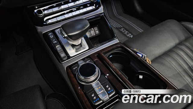 Genesis EQ900 3.8 GDI AWD Luxury 2018 — фото 9