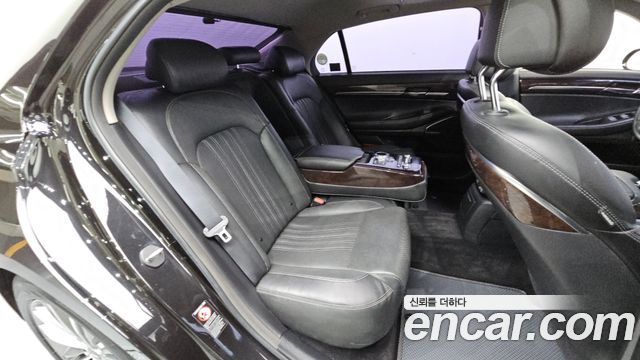 Genesis EQ900 3.8 GDI AWD Luxury 2018 — фото 11