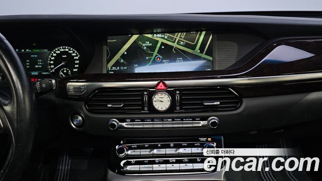 Genesis EQ900 3.8 GDI AWD Luxury 2018 — фото 14