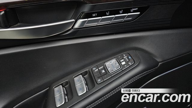 Genesis EQ900 3.8 GDI AWD Luxury 2018 — фото 18