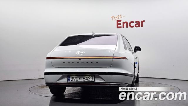Hyundai Grandeur (GN7) 2,5 Gasoline 2WD Exclusive 2023 — фото 4