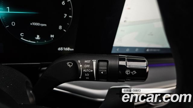 Hyundai Grandeur (GN7) 2,5 Gasoline 2WD Exclusive 2023 — фото 30