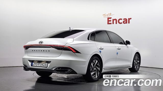 Hyundai Grandeur Hybrid (IG) Le Blanc 2022 — фото 2