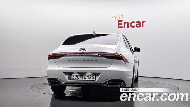 Hyundai Grandeur Hybrid (IG) Le Blanc 2022 — фото 4