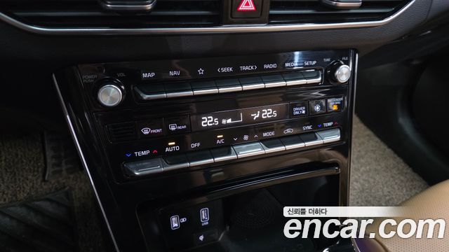 Kia K7 Premier Hybrid Signature 2020 — фото 18
