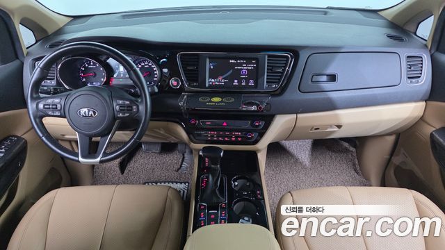 Kia Carnival Gasoline 7-Seater Hi-Limousine President 2019 — фото 7