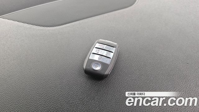 Kia Carnival Gasoline 7-Seater Hi-Limousine President 2019 — фото 17