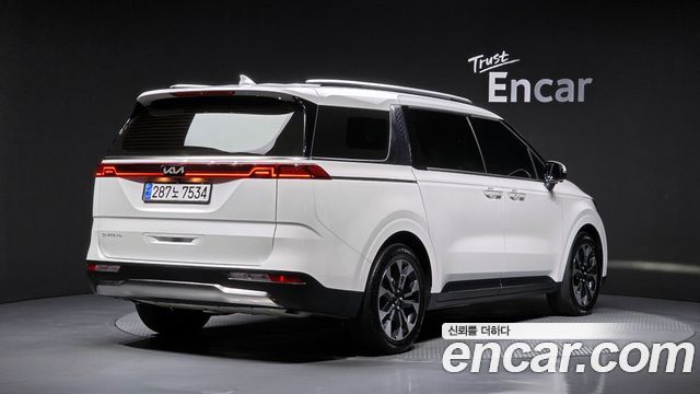 Kia Carnival (IV) Gasoline 9-Seater Signature 2023 — фото 2