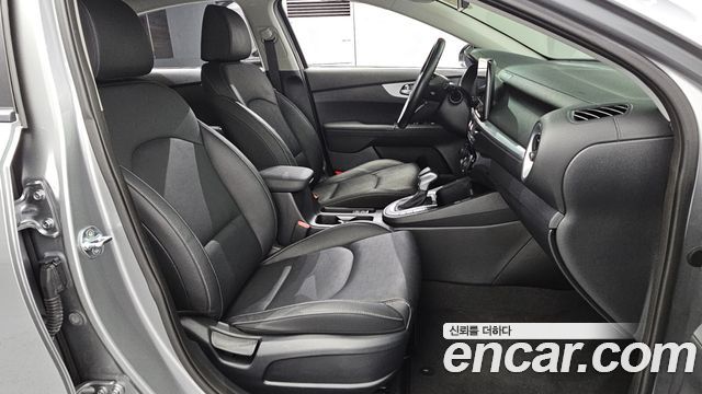 Kia K3 (II) 1.6 Prestige 2022 — фото 26