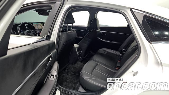 Hyundai Sonata (DN8) 2.0 LPG(rental car) Style 2022 — фото 16