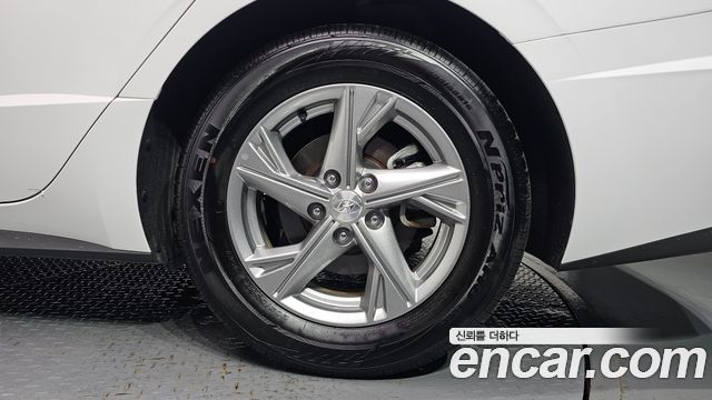 Hyundai Sonata (DN8) 2.0 LPG(rental car) Style 2022 — фото 21