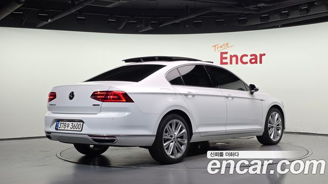 Volkswagen Passat GT (B8) 2.0 TDI 4Motion Prestige 2018 — фото 2