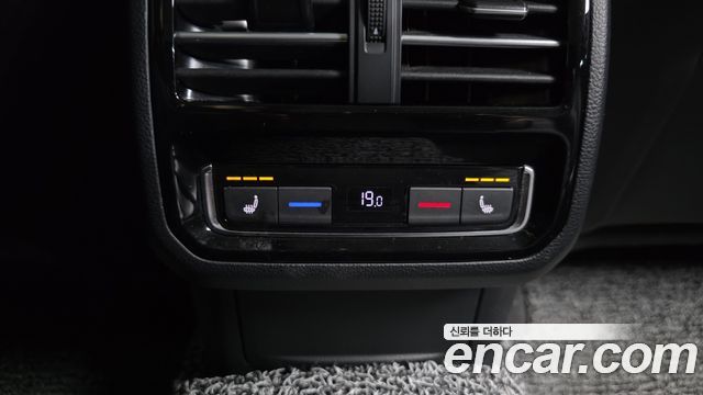 Volkswagen Passat GT (B8) 2.0 TDI 4Motion Prestige 2018 — фото 19