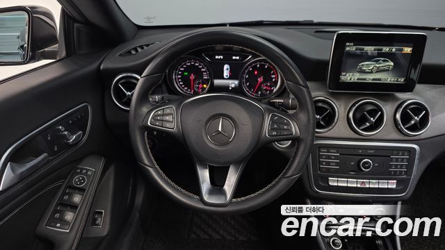 Mercedes-Benz CLA-Class (C117) CLA250 4MATIC 2017 — фото 13