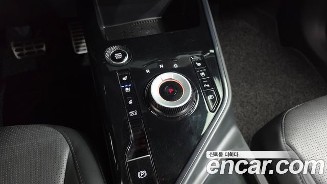 Kia Niro Signature 2022 — фото 9