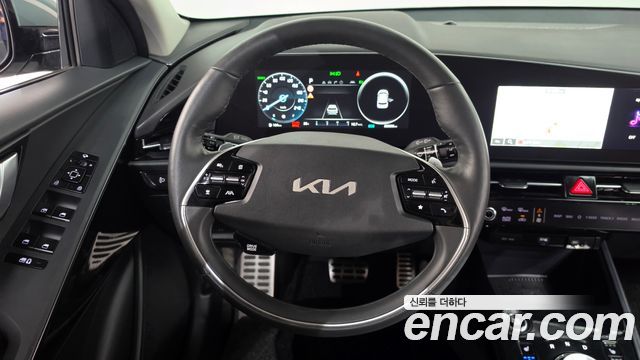Kia Niro Signature 2022 — фото 16