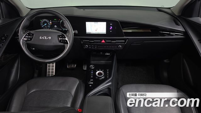 Kia Niro Signature 2022 — фото 28