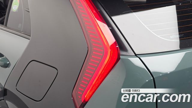 Kia Niro Signature 2022 — фото 29