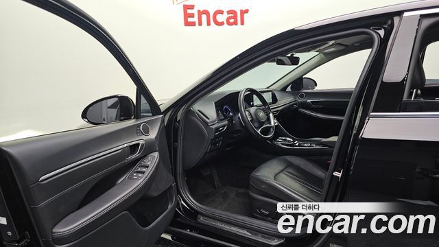 Hyundai Sonata (DN8) 2.0 Premium Plus 2023 — фото 10
