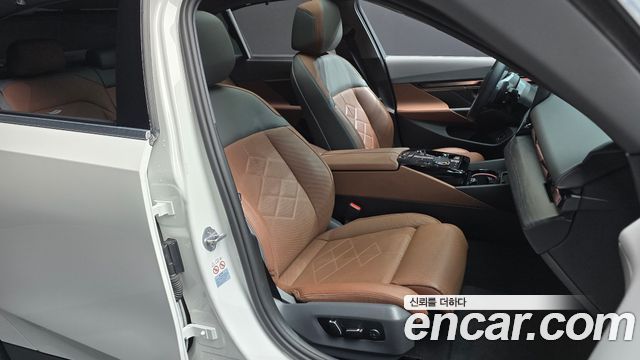 BMW 5 Series (G60) 530i xDrive 2024 — фото 26