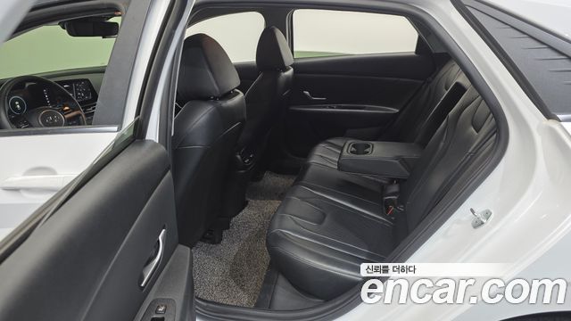 Hyundai Avante (CN7) 1.6 Inspiration 2022 — фото 12