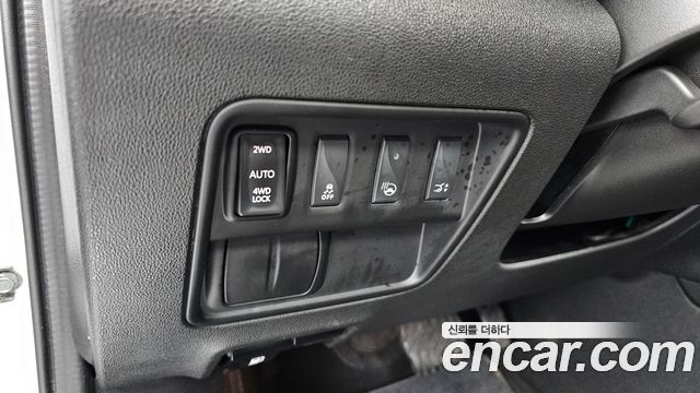 Renault Korea QM6 Diesel 4WD RE Signature 2017 — фото 18