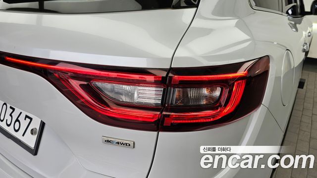 Renault Korea QM6 Diesel 4WD RE Signature 2017 — фото 23