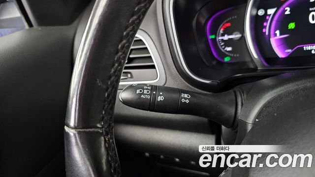 Renault Korea QM6 Diesel 4WD RE Signature 2017 — фото 33