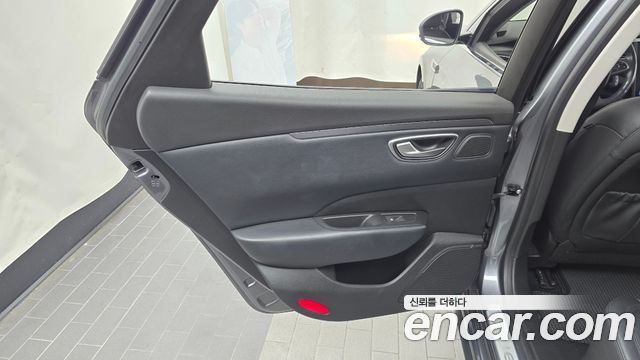 Renault Korea SM6 2.0 GDe SE 2016 — фото 25