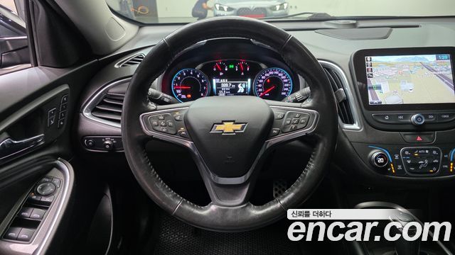 Chevrolet Malibu 1.5 Turbo LT Deluxe 2017 — фото 13