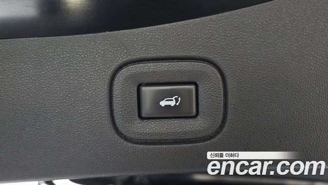 Renault Korea QM6 Diesel 4WD RE Signature 2017 — фото 33