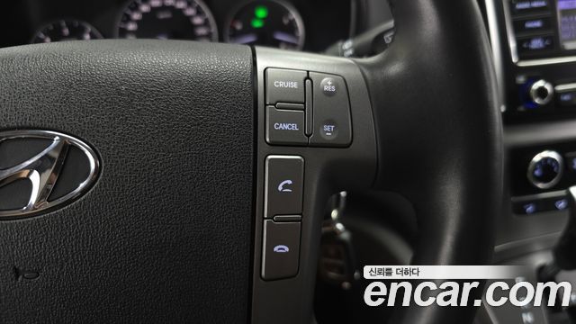 Hyundai Grand Starex Van 5-Seater Modern 2019 — фото 19