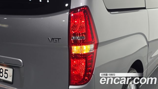 Hyundai Grand Starex Van 5-Seater Modern 2019 — фото 23