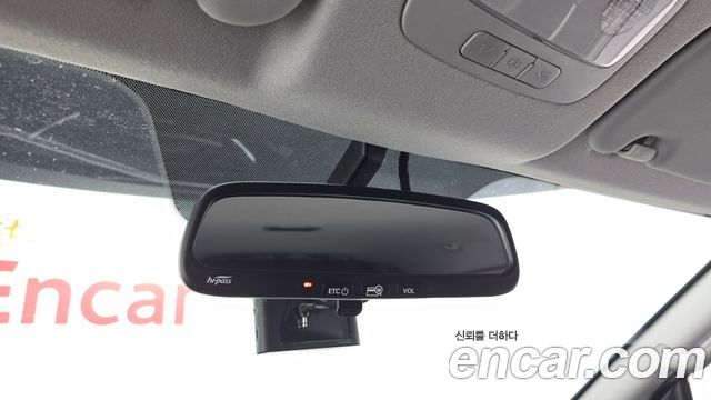 Hyundai Grand Starex Van 5-Seater Modern 2019 — фото 31