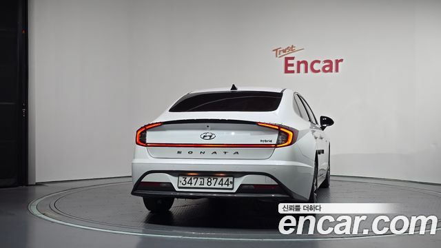 Hyundai Sonata Hybrid (DN8) Premium Family 2020 — фото 4