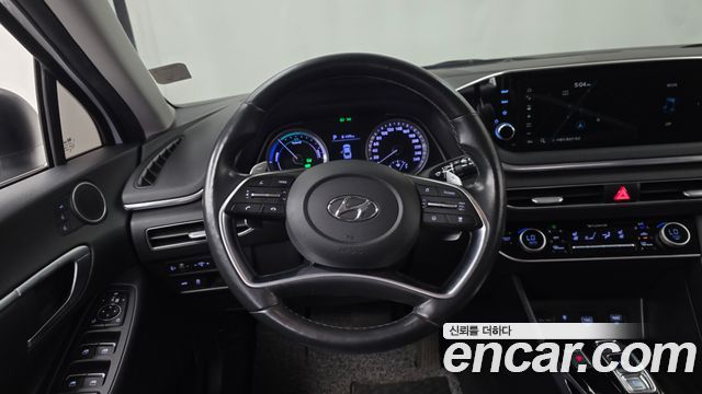 Hyundai Sonata Hybrid (DN8) Premium Family 2020 — фото 13