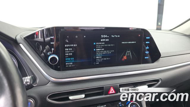 Hyundai Sonata Hybrid (DN8) Premium Family 2020 — фото 30