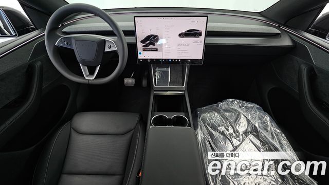 Tesla Model Y L Long Range AWD 2026 — фото 7