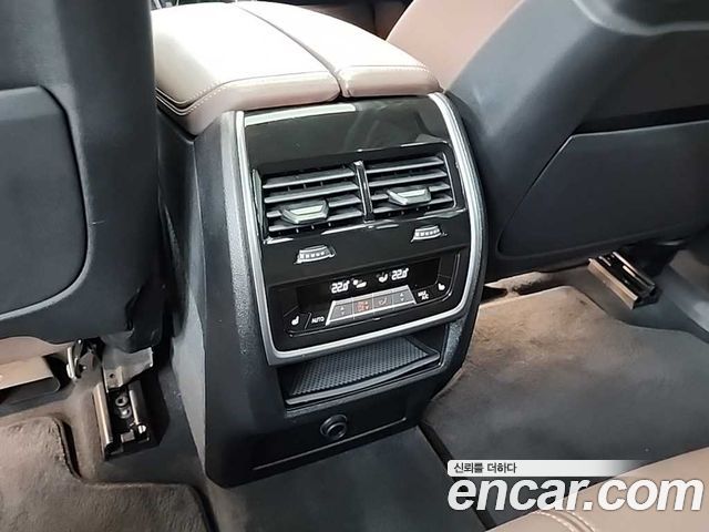 BMW X5 (G05) xDrive 40i xLine 2021 — фото 17