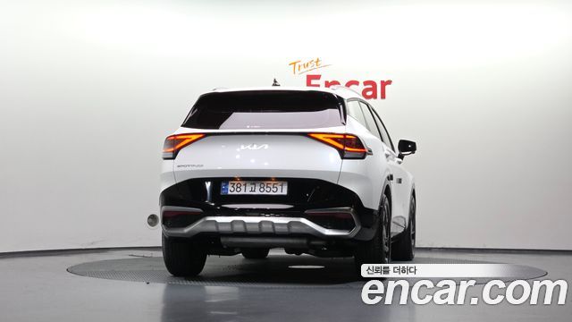 Kia Sportage (V) Gasoline 1.6 Turbo 2WD Signature 2024 — фото 4