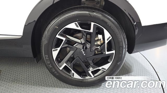 Kia Sportage (V) Gasoline 1.6 Turbo 2WD Signature 2024 — фото 21