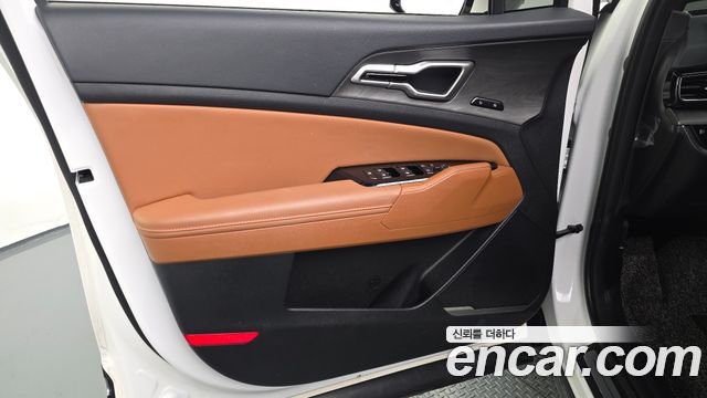 Kia Sportage (V) Gasoline 1.6 Turbo 2WD Signature 2024 — фото 24