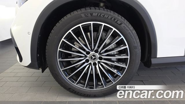 Mercedes-Benz GLC-Class (X254) GLC300 4MATIC AMG Line 2026 — фото 5