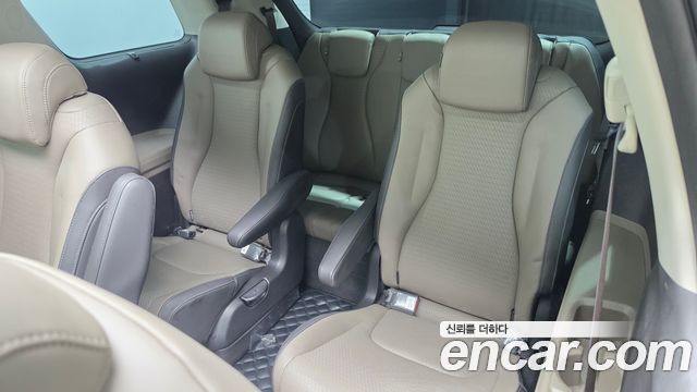 Kia Carnival (IV) HEV 9seater Gravity 2024 — фото 17